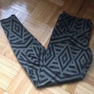 Lululemon Athletica Aztec Print Leggings